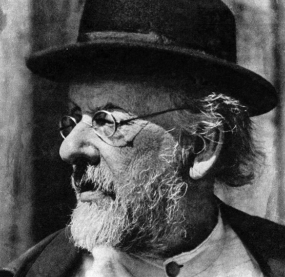 Konstantin Tsiolkovsky in a hat and glasses. Portrait. 1930-1931.