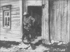 Кадр из документального сюжета о Константине Циолковском. 1932. Кадр из документального сюжета о Константине Циолковском. 1932. Источник: документальный сюжет о Циолковском из Youtube.com