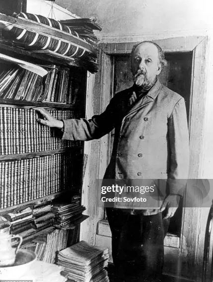 Архивная фотография с изображением К. Э. Циолковского, оцифрованная и представленная через стоковое агентство Getty Images (gettyimages.co.uk) Архивная фотография с изображением К. Э. Циолковского, оцифрованная и представленная через стоковое агентство Getty Images (gettyimages.co.uk)