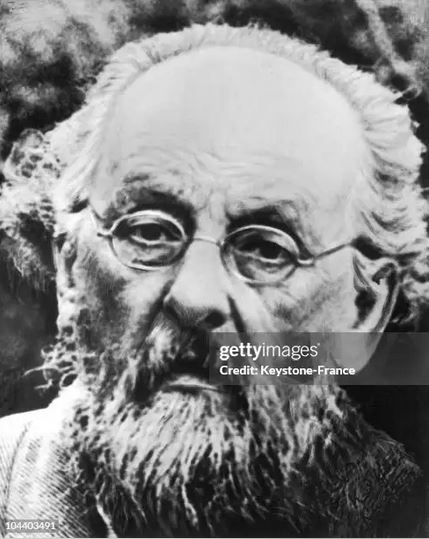 Архивная фотография с изображением К. Э. Циолковского, оцифрованная и представленная через стоковое агентство Getty Images (gettyimages.co.uk) Архивная фотография с изображением К. Э. Циолковского, оцифрованная и представленная через стоковое агентство Getty Images (gettyimages.co.uk)