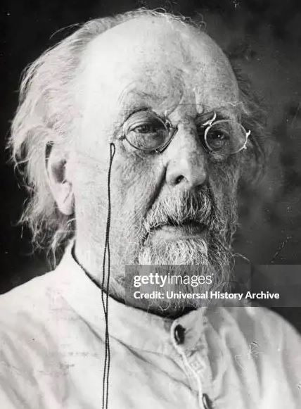 Архивная фотография с изображением К. Э. Циолковского, оцифрованная и представленная через стоковое агентство Getty Images (gettyimages.co.uk) Архивная фотография с изображением К. Э. Циолковского, оцифрованная и представленная через стоковое агентство Getty Images (gettyimages.co.uk)