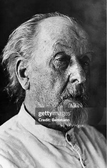 Архивная фотография с изображением К. Э. Циолковского, оцифрованная и представленная через стоковое агентство Getty Images (gettyimages.co.uk) Архивная фотография с изображением К. Э. Циолковского, оцифрованная и представленная через стоковое агентство Getty Images (gettyimages.co.uk)