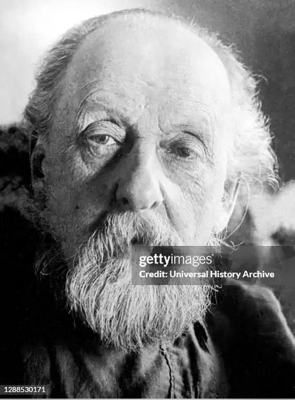 Архивная фотография с изображением К. Э. Циолковского, оцифрованная и представленная через стоковое агентство Getty Images (gettyimages.co.uk) Архивная фотография с изображением К. Э. Циолковского, оцифрованная и представленная через стоковое агентство Getty Images (gettyimages.co.uk)