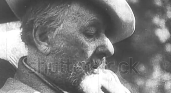 Оцифрованные кадры кинохроники с К. Э. Циолковским на стоковом видео рынке. Источник; shutterstock.com Оцифрованные кадры кинохроники с К. Э. Циолковским на стоковом видео рынке. Источник; shutterstock.com